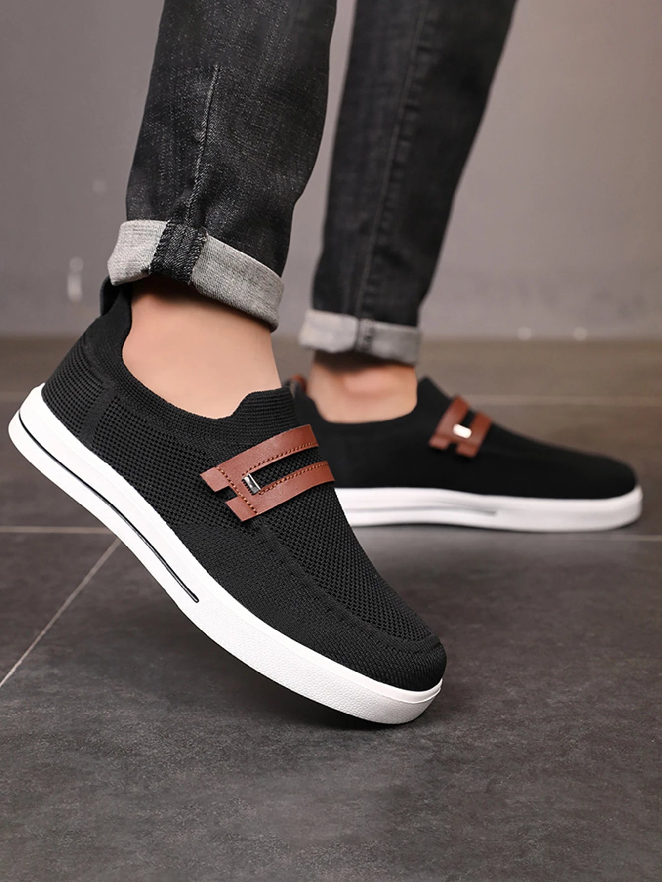 Canvas Slip-On Casual Shoes
