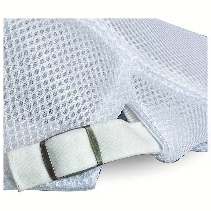 Mesh Cap Wth Buckle