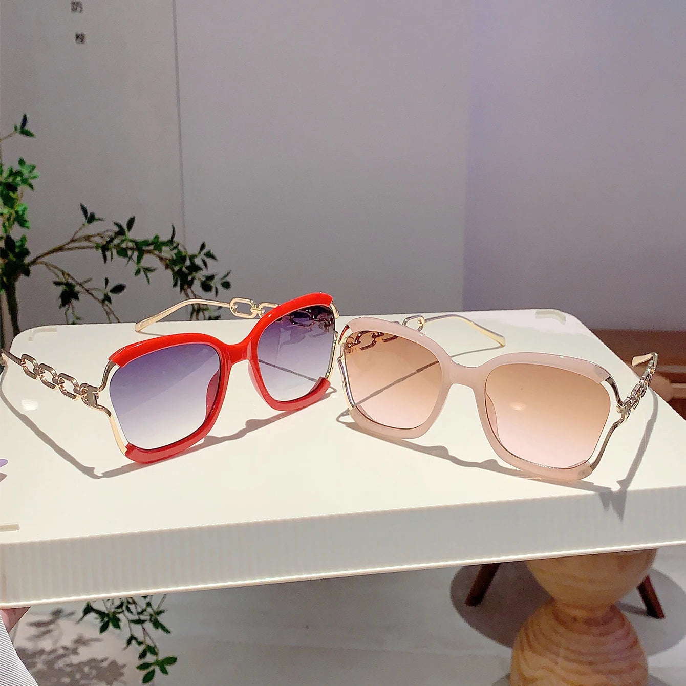 Pearl Chain Gradient Sunglasses