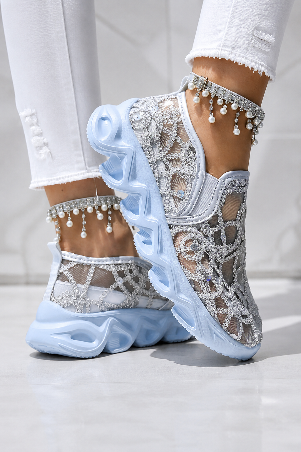 Women’s Mesh Sequined Sneakers