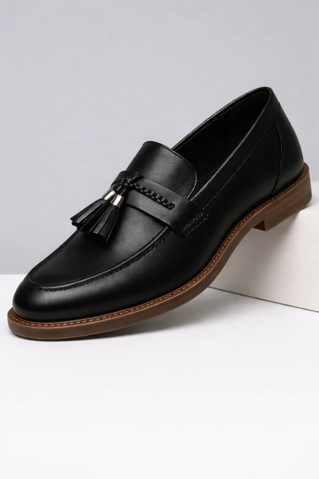Milano Fringe Pointed Moccasins