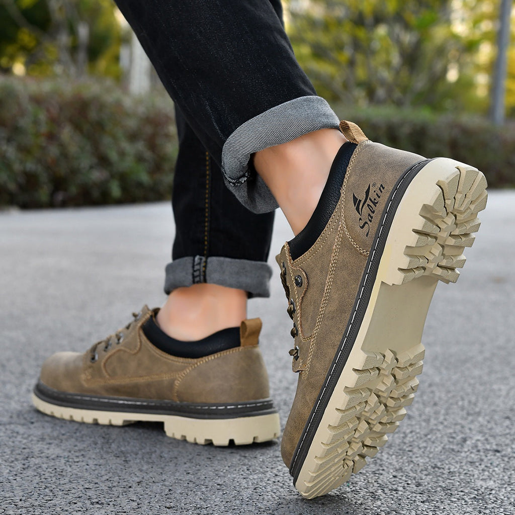 Low Top Casual Sneakers