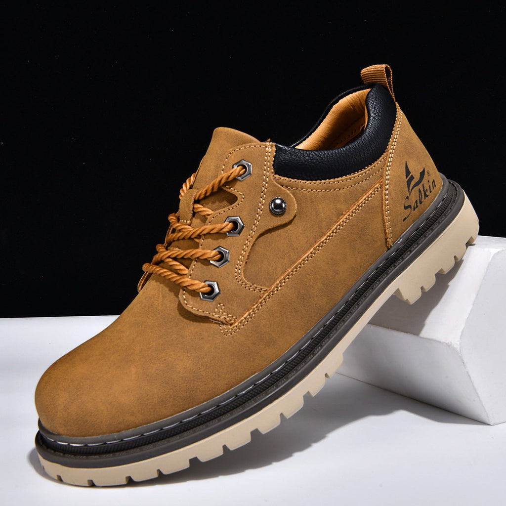 Low Top Casual Sneakers