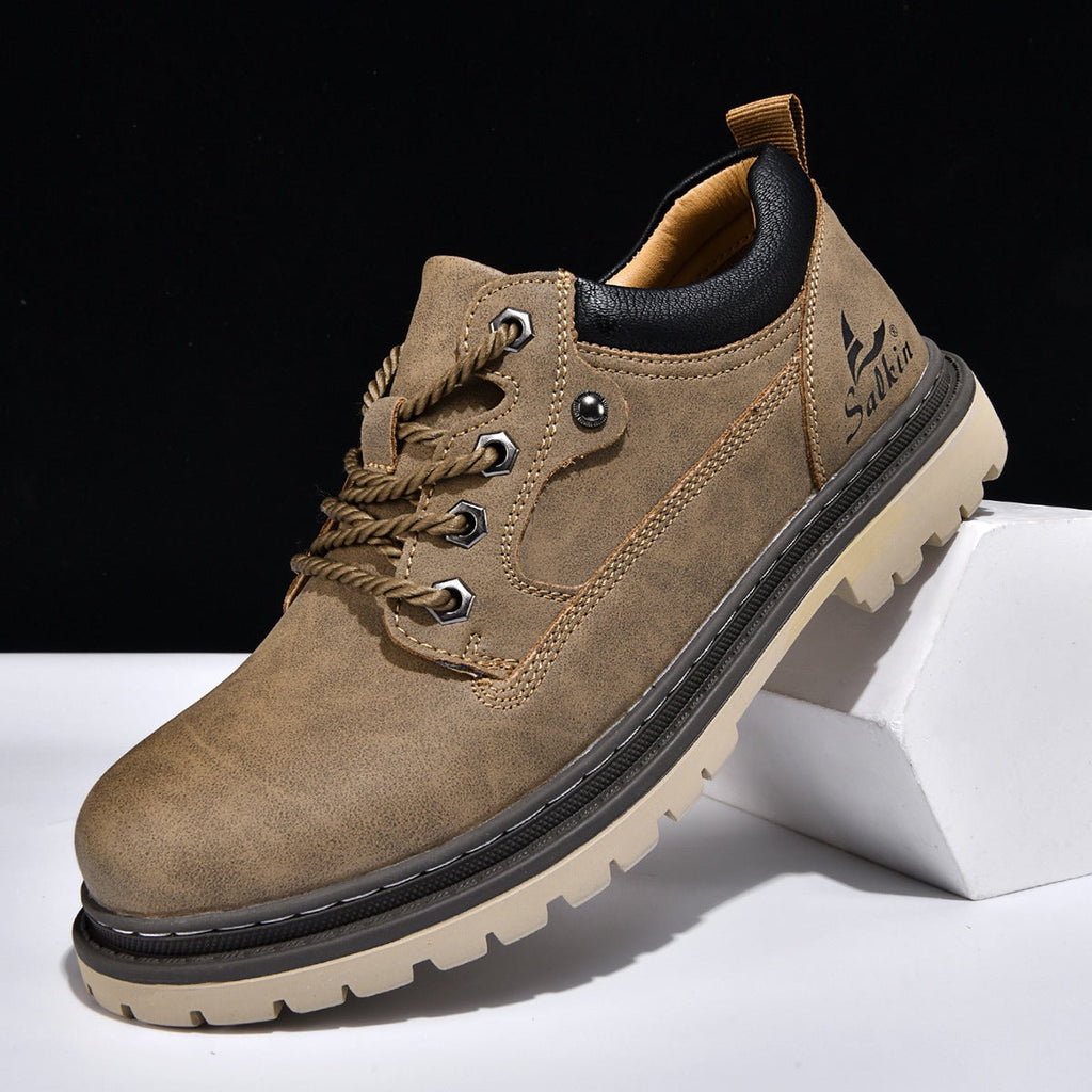 Low Top Casual Sneakers