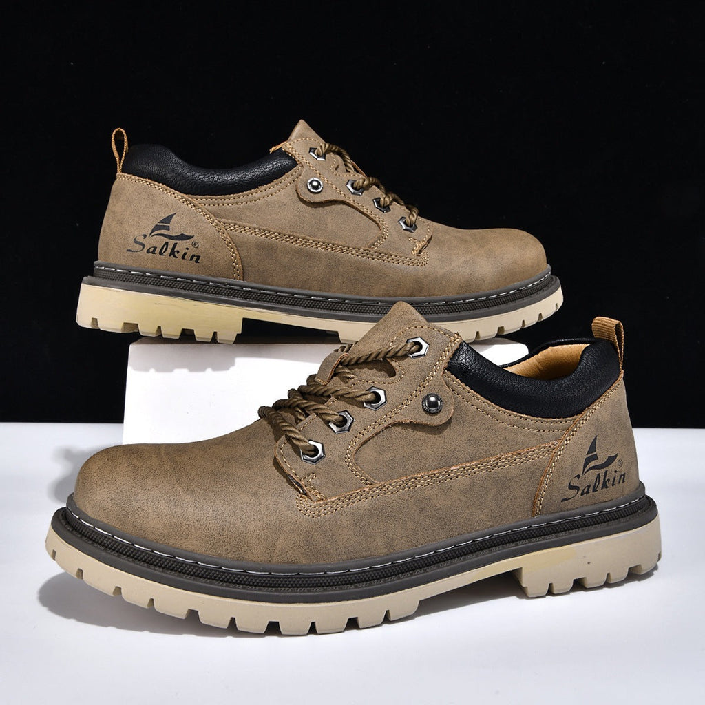Low Top Casual Sneakers