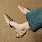 Elegant Pointed Toe Mid Heel