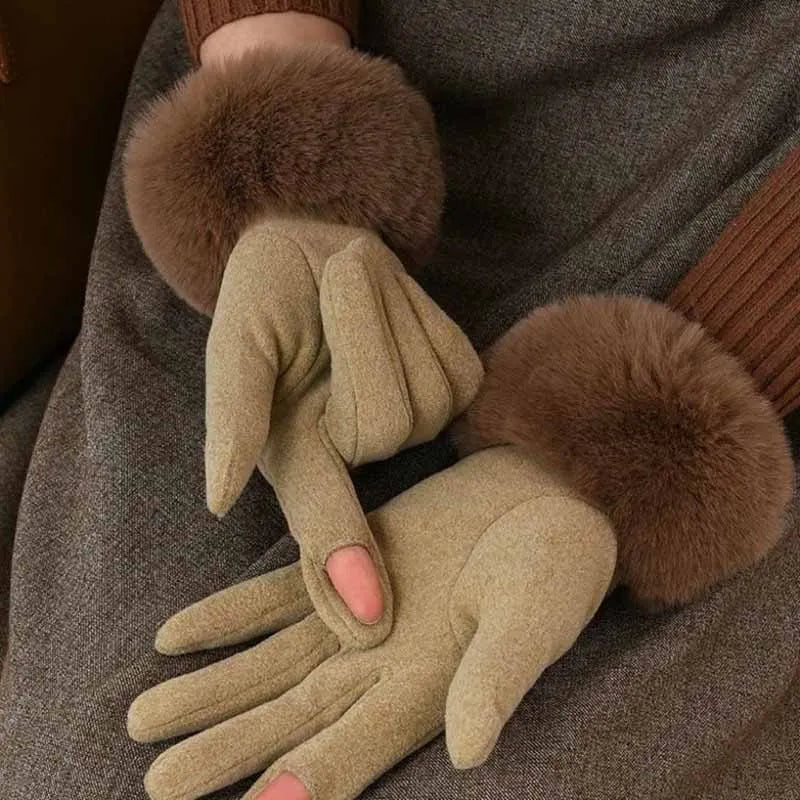 Luxury Plush Touchscreen Gloves