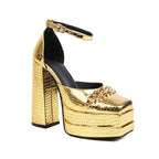 Coccodrilla Sandals Chain Detail