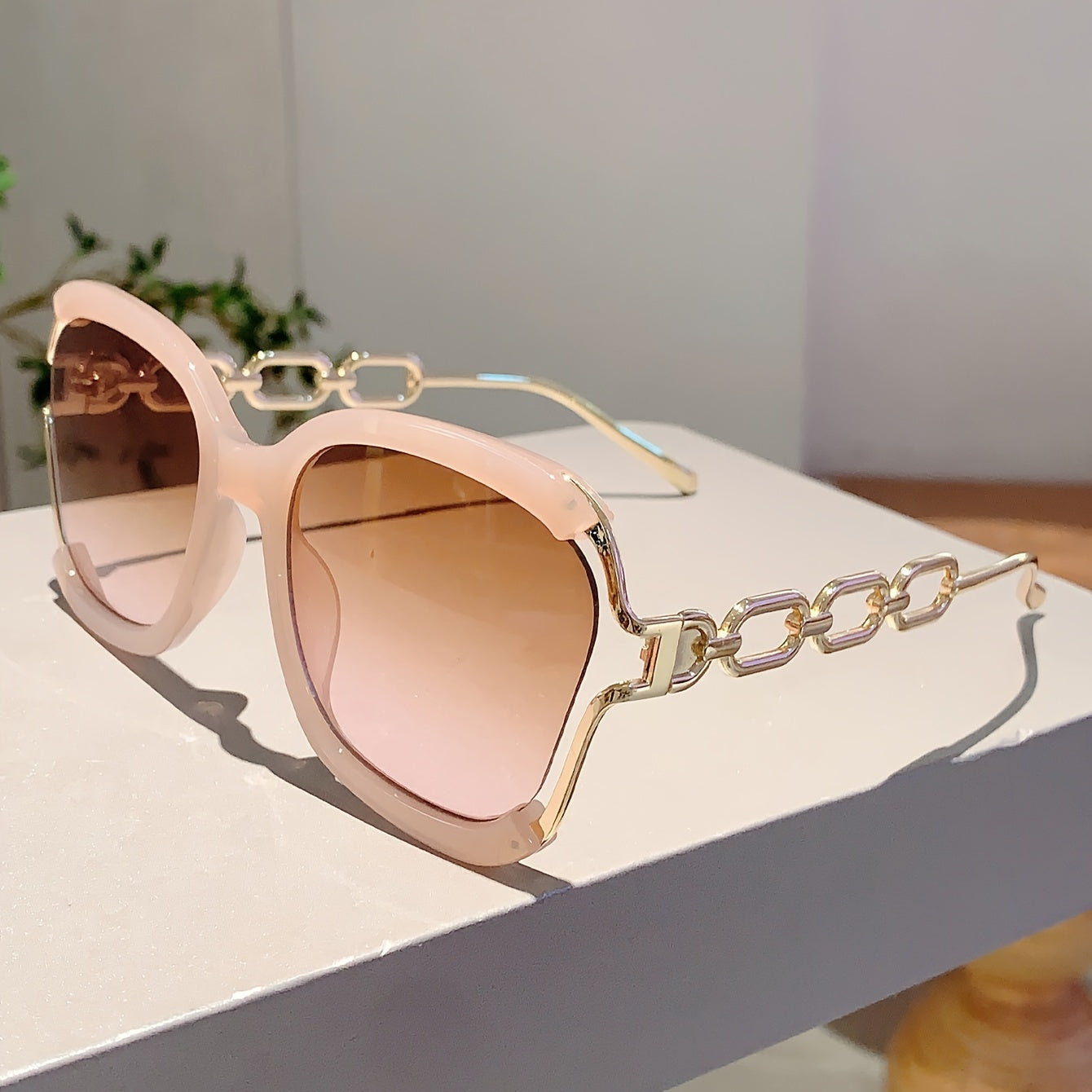 Pearl Chain Gradient Sunglasses