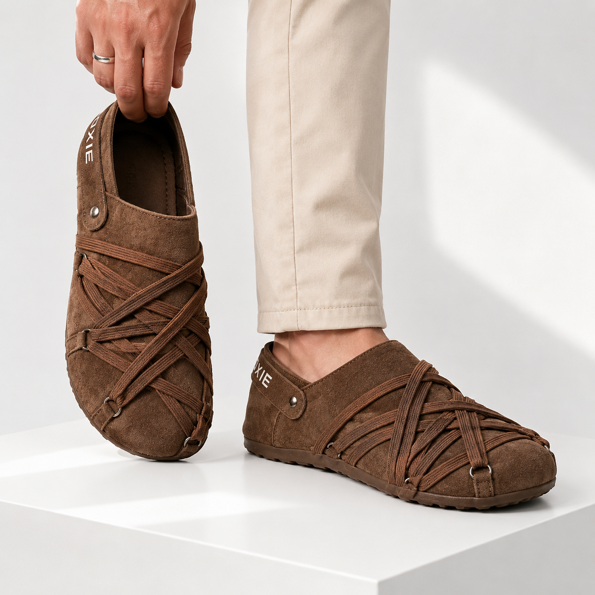 Woven Casual Closed-Toe Shoes