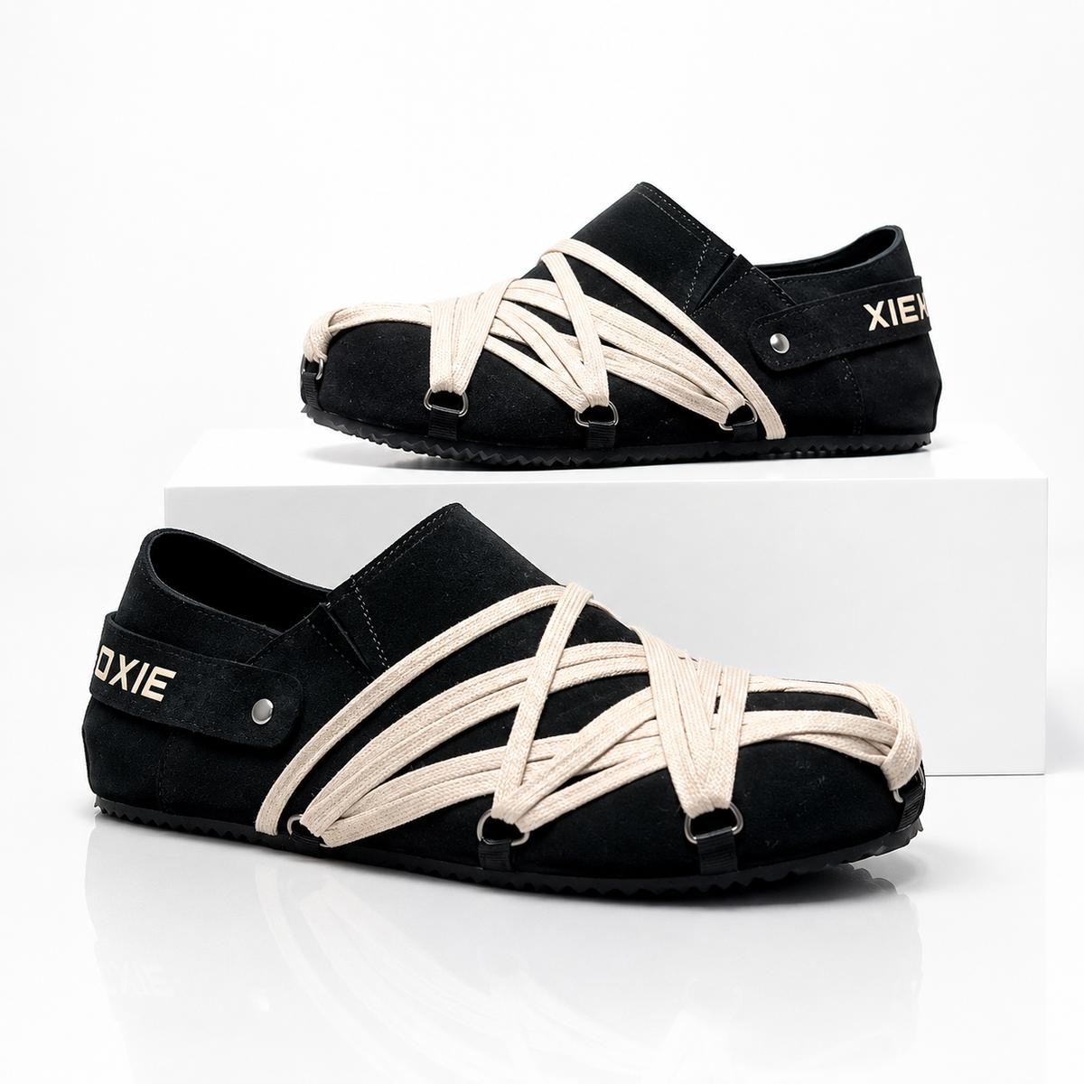 Woven Casual Closed-Toe Shoes