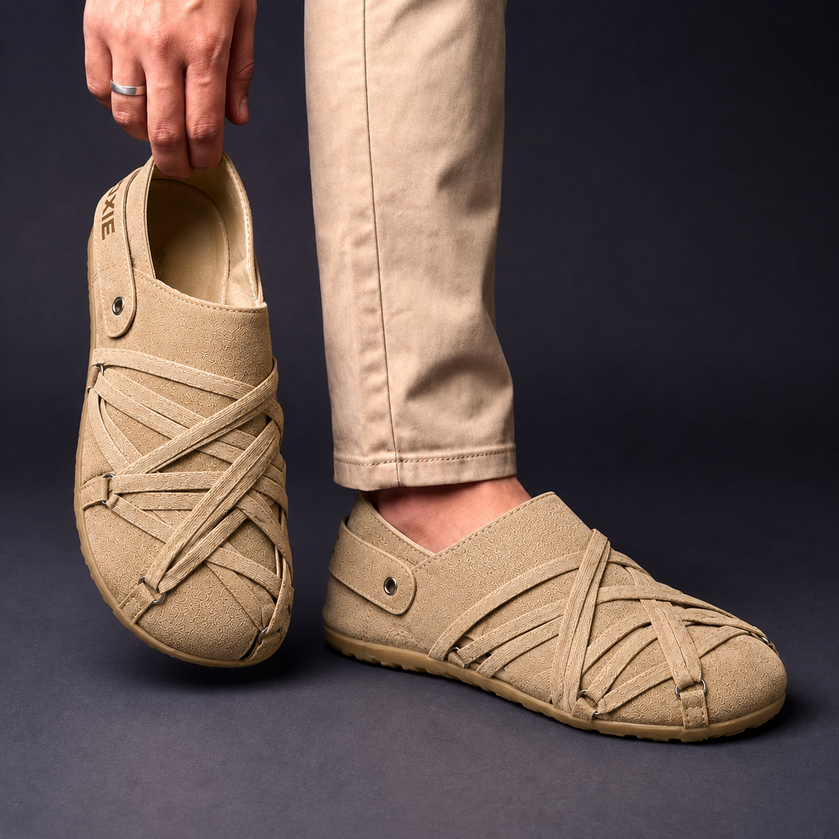 Woven Casual Closed-Toe Shoes