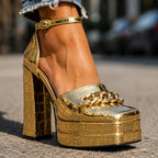 Coccodrilla Sandals Chain Detail
