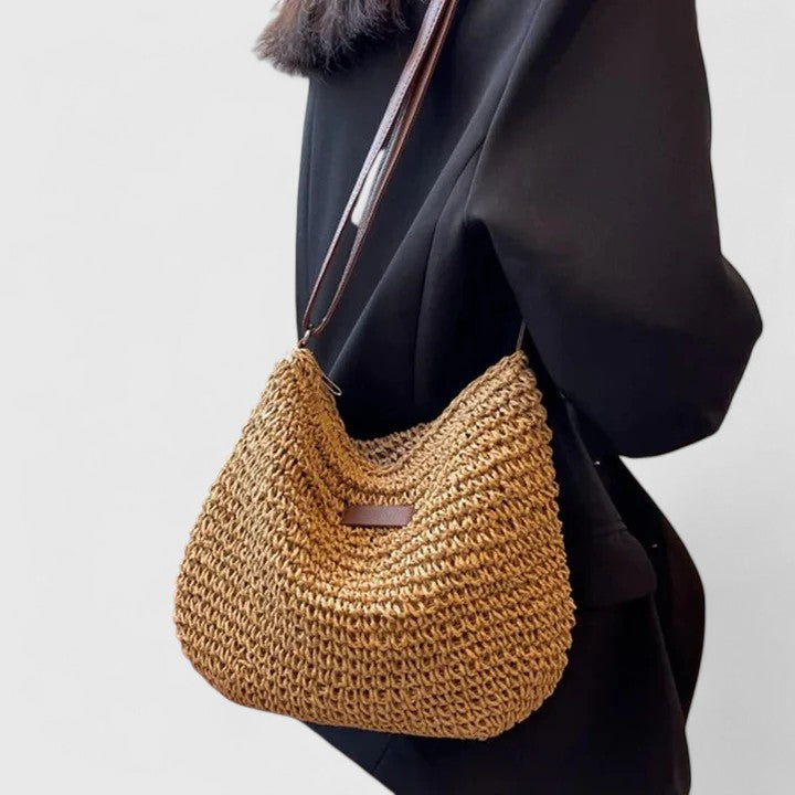 Vaila Refined Crossbody Bag