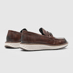Oxford Shoes with Metal Accent